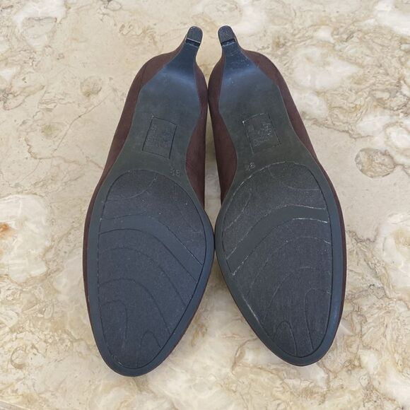 Dexflex Comfort Aubergine Faux Suede Round-Toe Pump 9.5 Regular - Picture 11 of 12